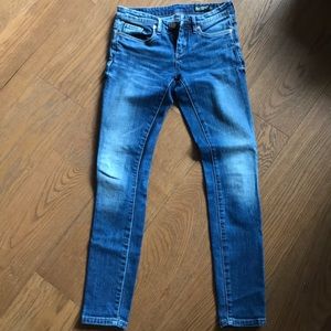 Blank NYC Faded blue skinny jeans. Low/mid rise